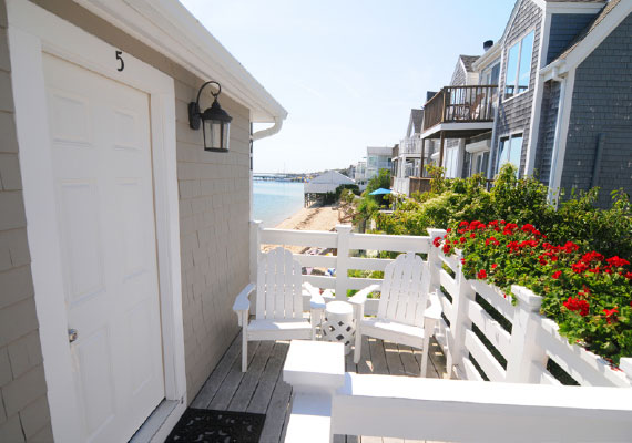 Room Layout: 1 queen bed and 1 twin bed. Located on the second level with a harbor view and outdoor waterfront seating, air conditioning and heating with in-room controls, insuite full bath, complimentary bath robes, morning coffee service, dry bar with refrigerator, WiFi, iHome, Comcast TV/DVD. Every room with a view.